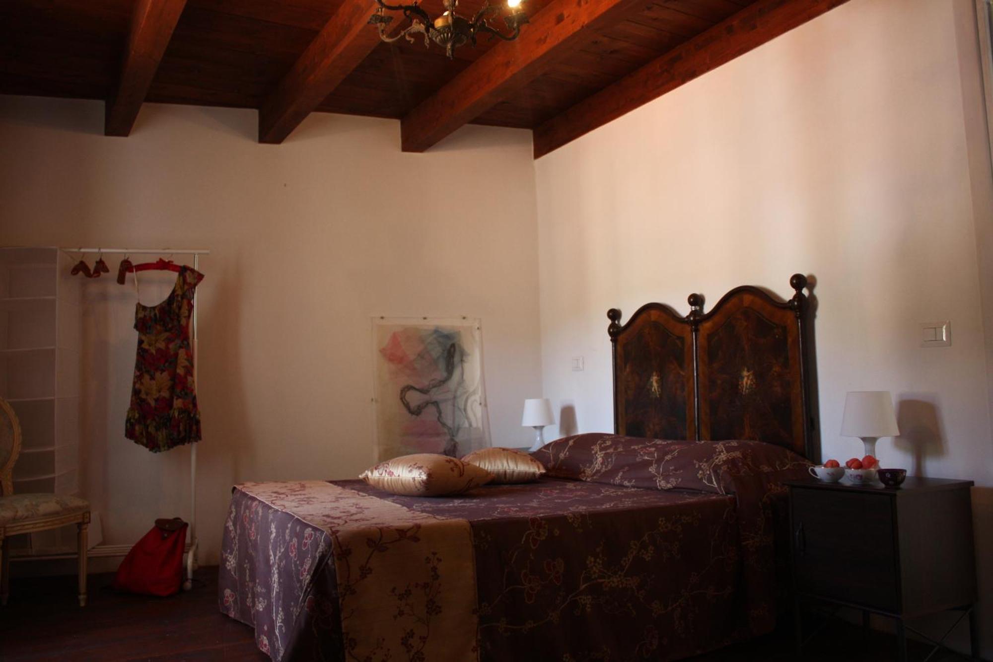 サントゥ・ルッスルジュ Il Lupo Rosso Bed & Breakfast エクステリア 写真