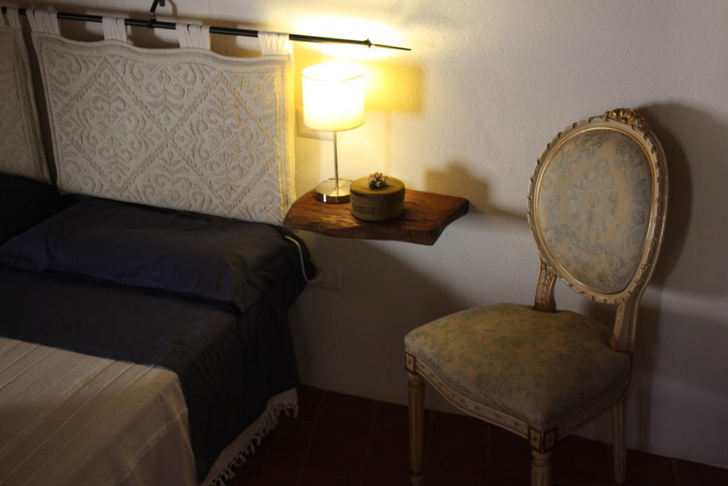 サントゥ・ルッスルジュ Il Lupo Rosso Bed & Breakfast 部屋 写真