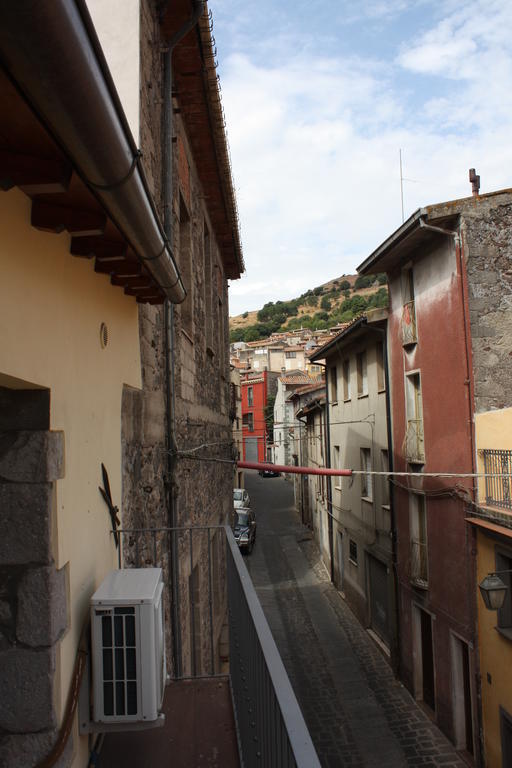サントゥ・ルッスルジュ Il Lupo Rosso Bed & Breakfast エクステリア 写真