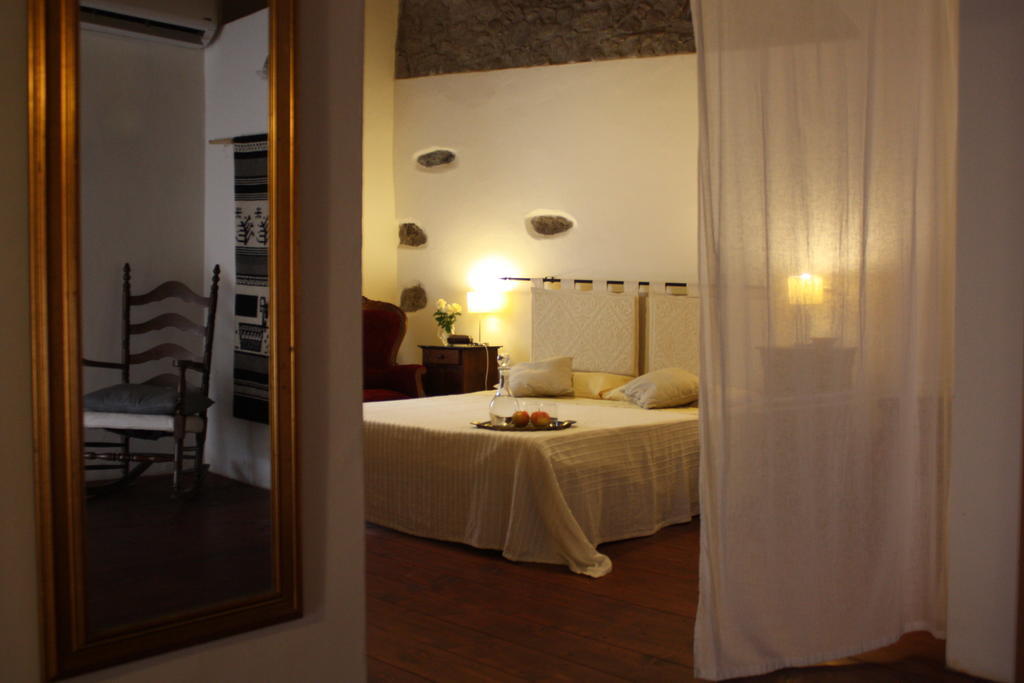 サントゥ・ルッスルジュ Il Lupo Rosso Bed & Breakfast 部屋 写真